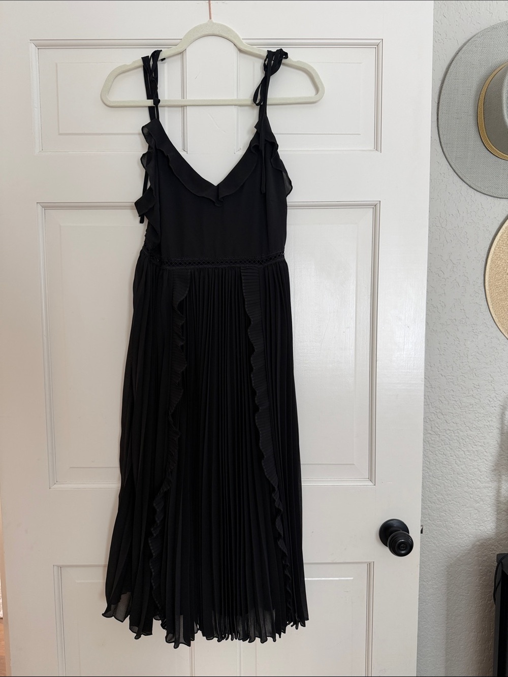 Lulu's Black Ruffle-Detail Pleated Midi Dress